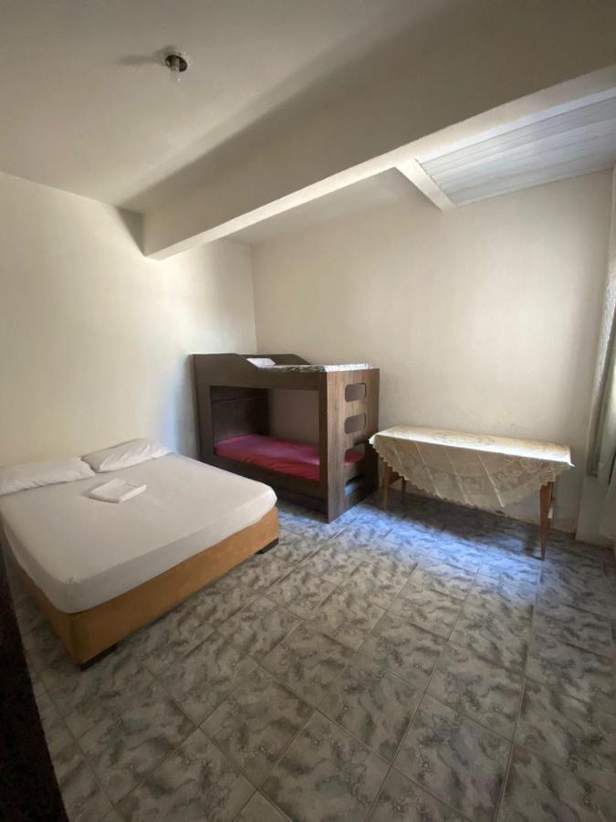 Apartamento Inteiro Central 2 Quartos E Kitnet Inteira 01 Quarto 蓬塔格罗萨 外观 照片